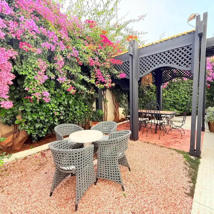 agréable villa 4 chambres et jardin proche centre